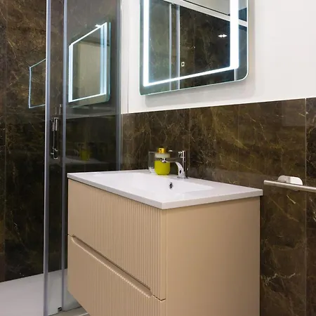 Marconi34 Homes - La Balotta - Luxurious In Old Town Appartamento *